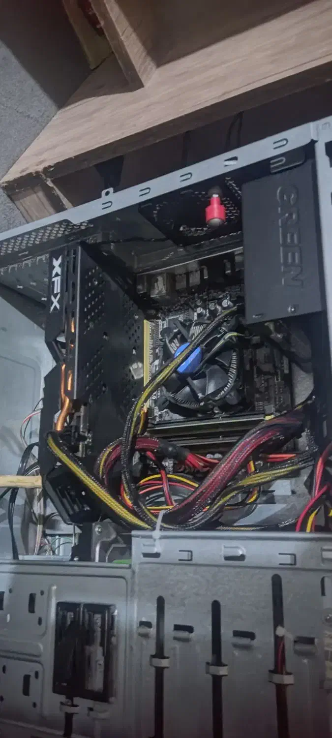 کامپیوتر گیمینگ|رایانه رومیزی|گنبد کاووس, |دیوار