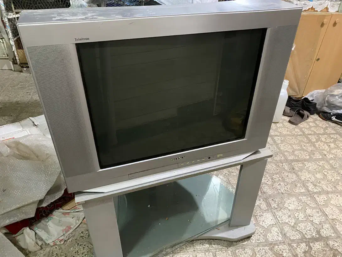 تلویزیون سونی ژاپن ۲۹|تلویزیون و پروژکتور|شیراز, امام حسین|دیوار