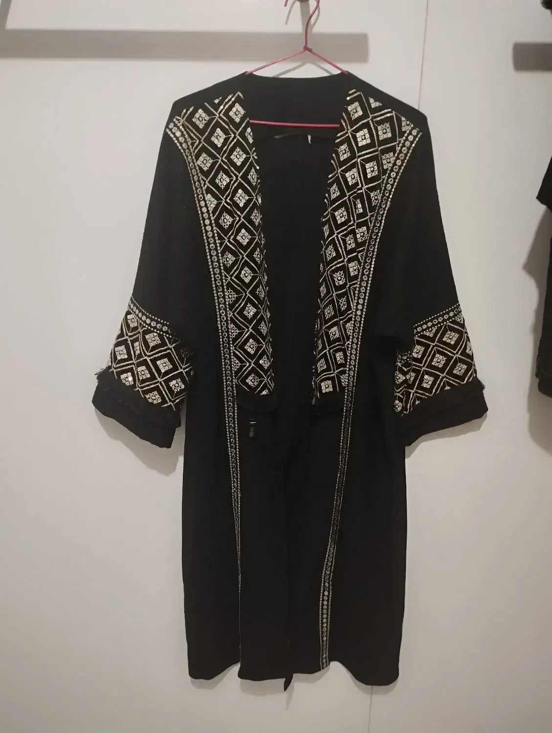 مانتو کارشده|لباس|مشکین‌دشت, |دیوار