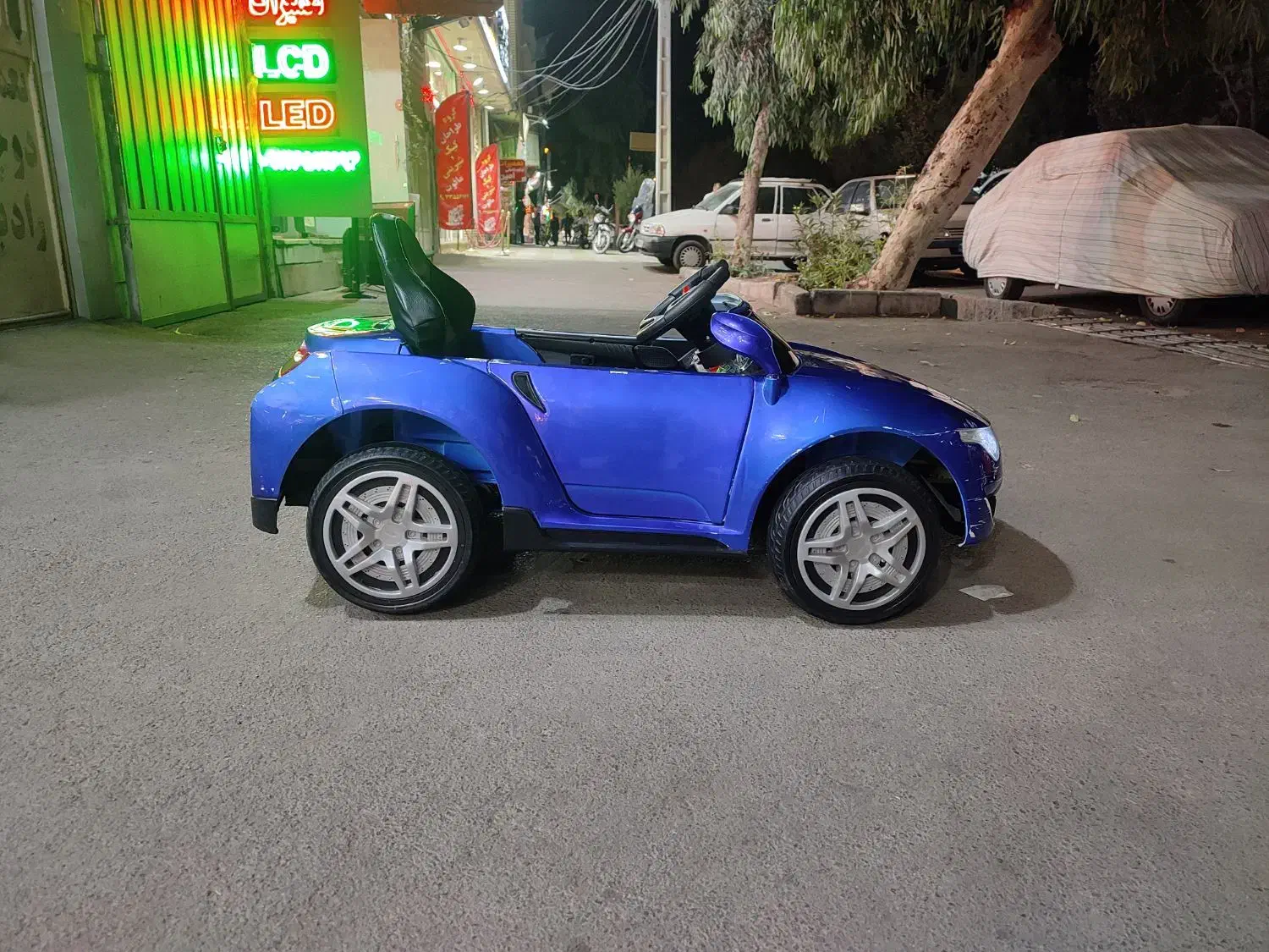 ماشین شارژی Maserati کولر دار|اسباب‌بازی بچه|قم, وادی السلام|دیوار