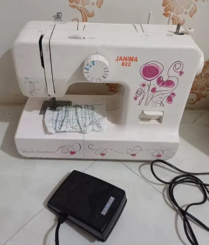 تعدادی چرخ خیاطی ارسال ازمشهد|چرخ خیاطی و ریسندگی|چابهار, |دیوار