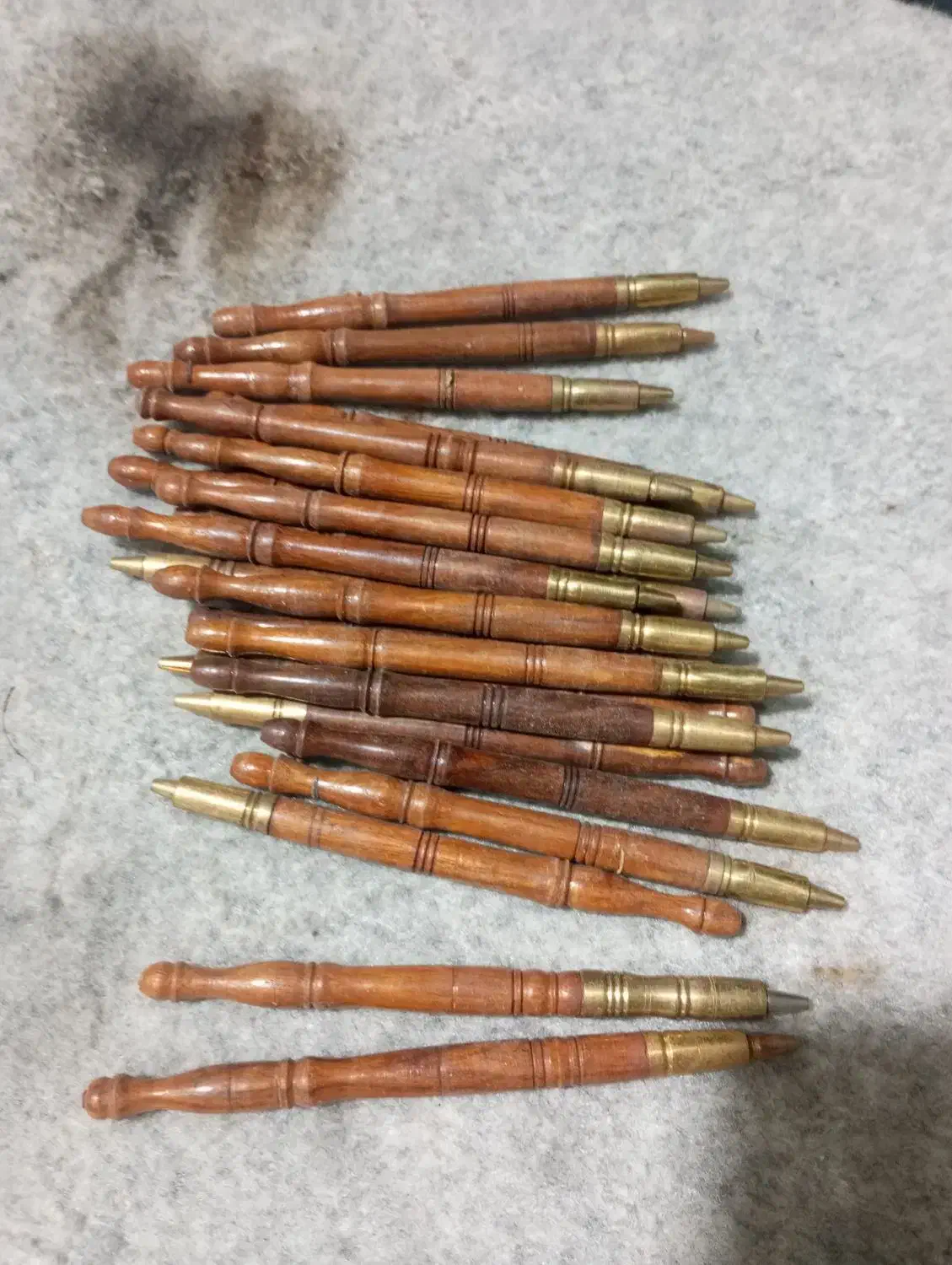 خودکار قدیمی چوبی هندی کار دست|کلکسیون اشیاء عتیقه|زاهدان, |دیوار