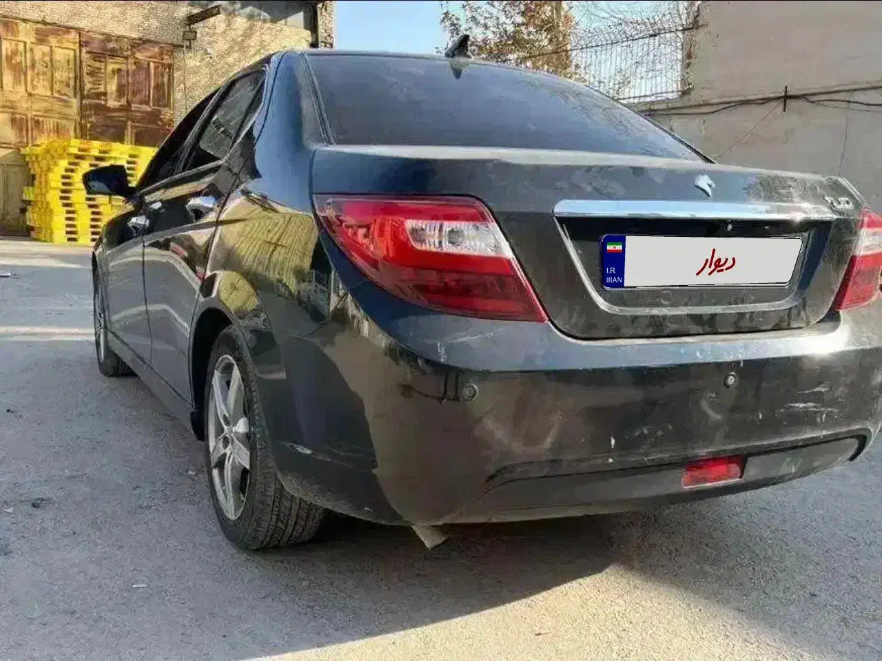 دنا پلاس توربو ۶ دنده ۱۴۰۲ با سانروف|خودرو سواری و وانت|گرگان, |دیوار