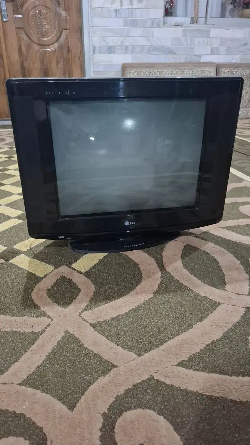 تلویزیون LG|تلویزیون و پروژکتور|بندر انزلی, لاله|دیوار