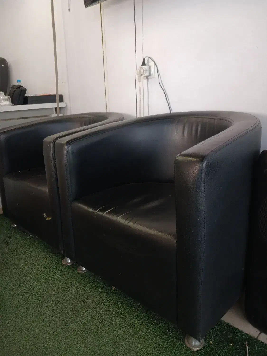 مبل چرم|دفتر کار|کرج, کوی کارمندان شمالی|دیوار