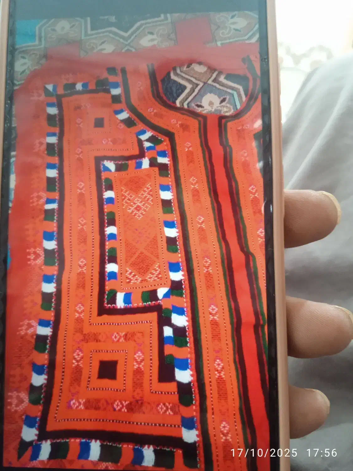 بدن استوک فروشی کامل|لباس|پشتکوه (سیستان و بلوچستان), |دیوار