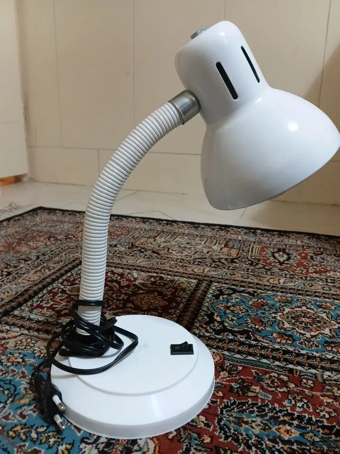 چراغ مطالعه|چراغ خواب و آباژور|اصفهان, کوجان|دیوار