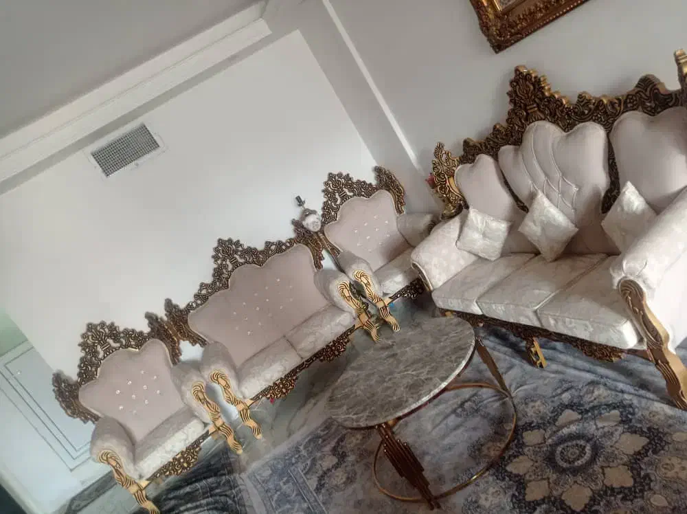 مبل 7نفره سلطنتی|مبلمان خانگی و میز عسلی|قرچک, قشلاق جیتو|دیوار