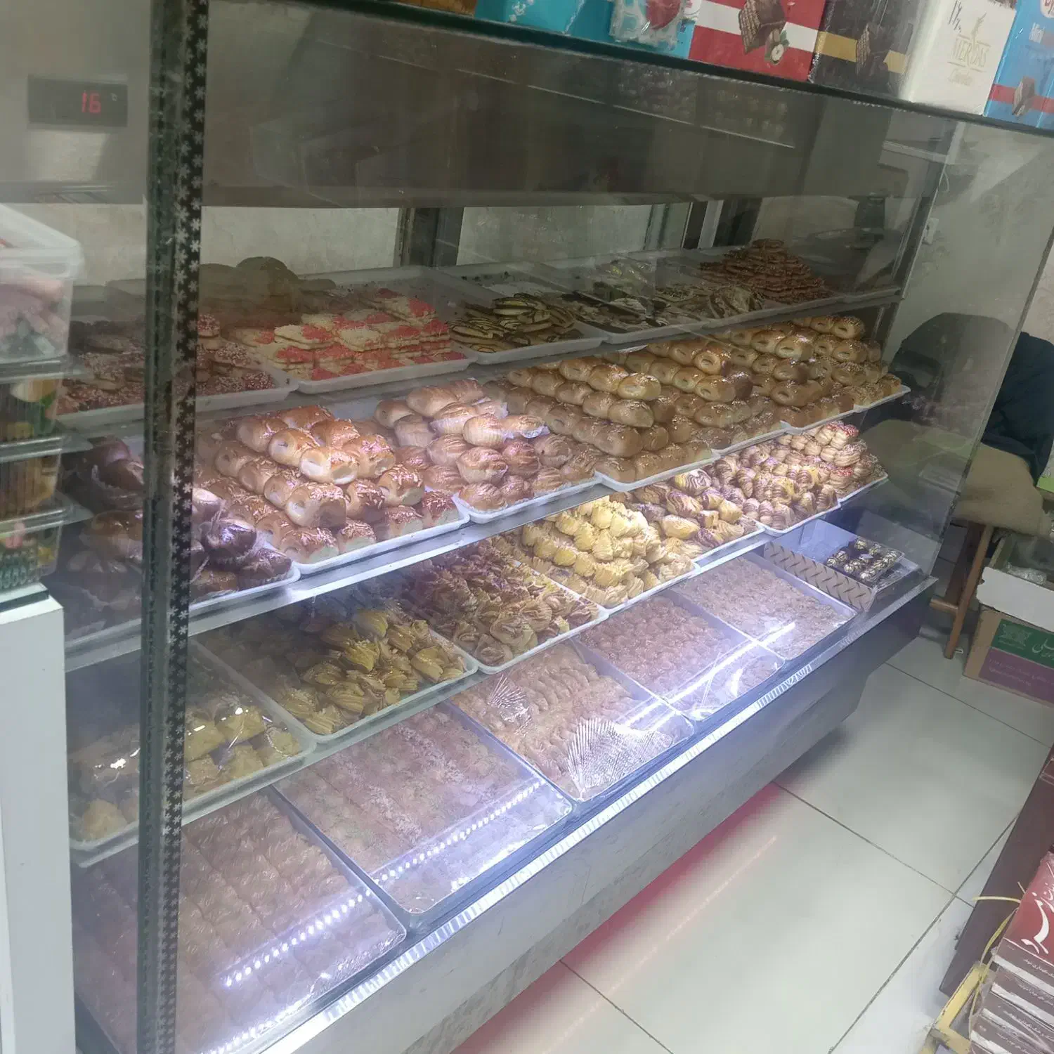 یخچال قنادی|فروشگاه و مغازه|شهرضا, |دیوار