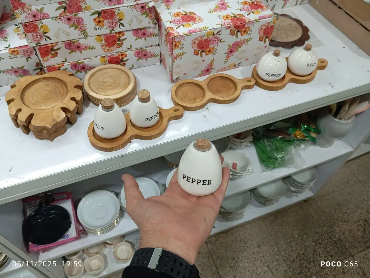 نمکدان سرامیک با زیر چوبی|ظروف سرو و پذیرایی|مشهد, نوید|دیوار