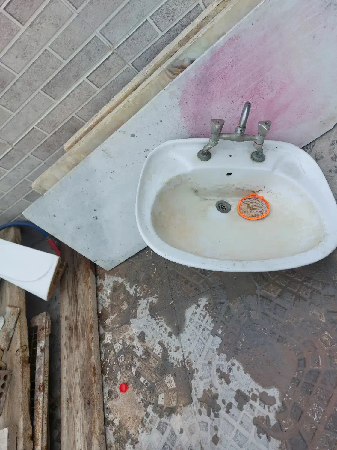 روشویی|لوازم سرویس بهداشتی|لنجان, |دیوار