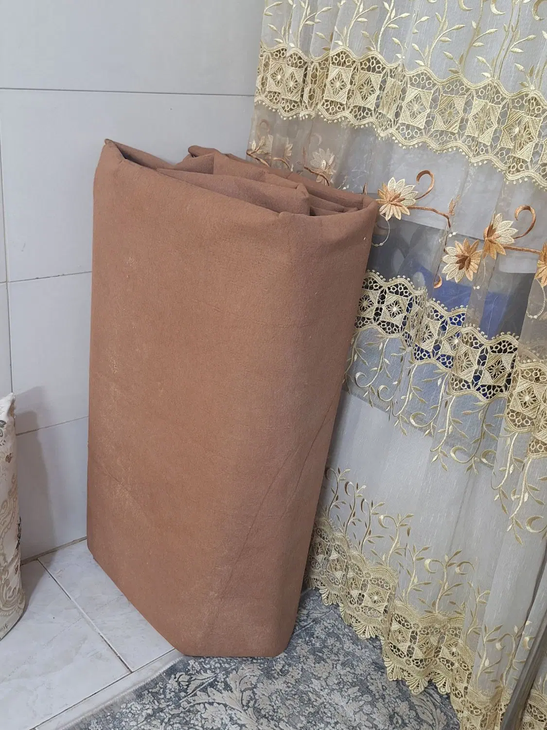موکت|موکت|اصفهان, حصه جنوبی|دیوار