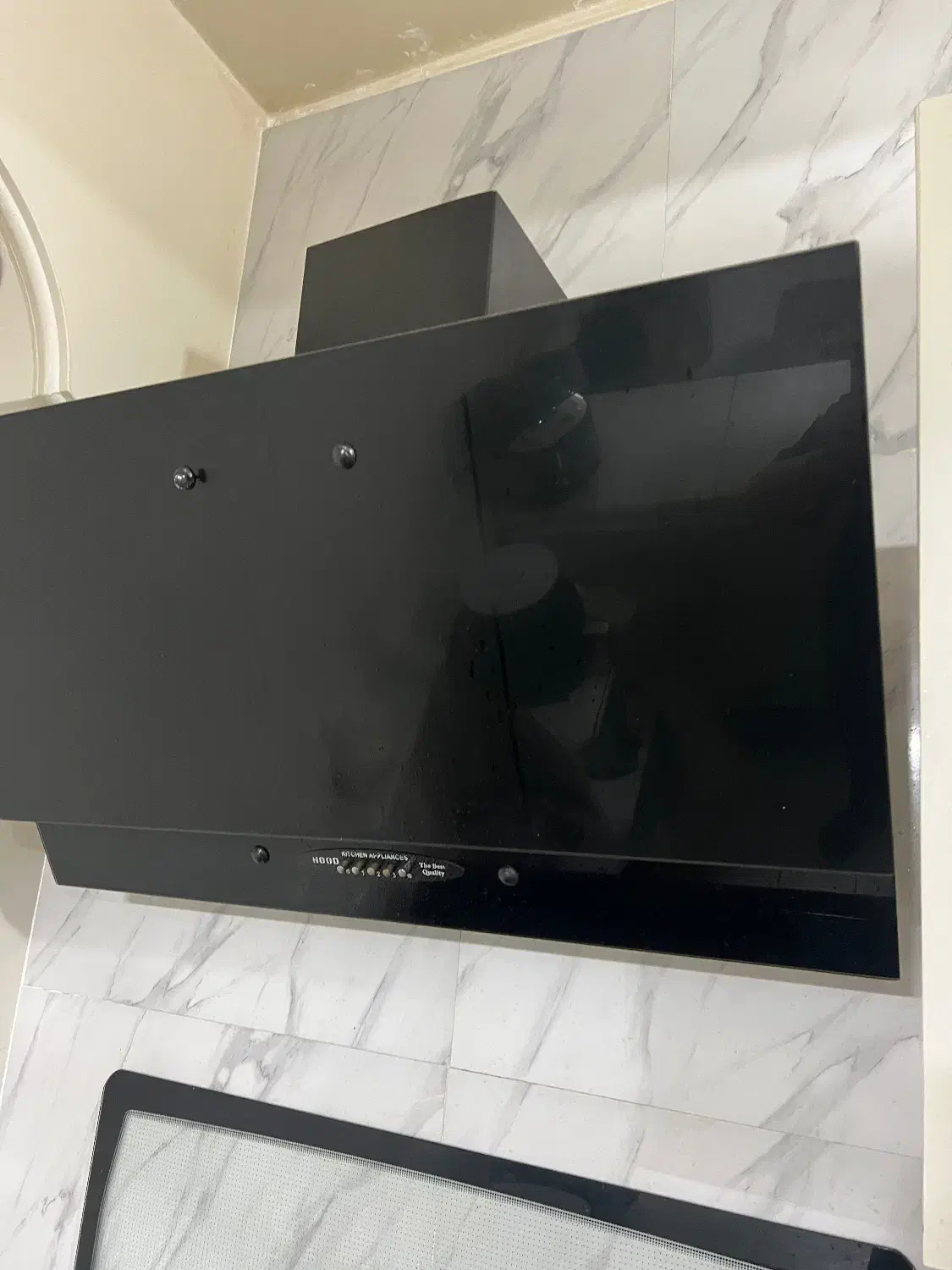 هود|هود|تهران, تسلیحات|دیوار