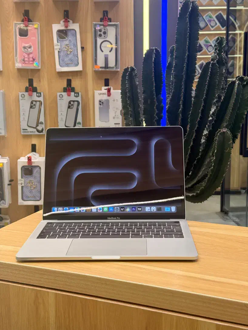 MacBook Pro 2017  مک بوک پرو ۲۰۱۷|رایانه همراه|مشهد, بهشت|دیوار