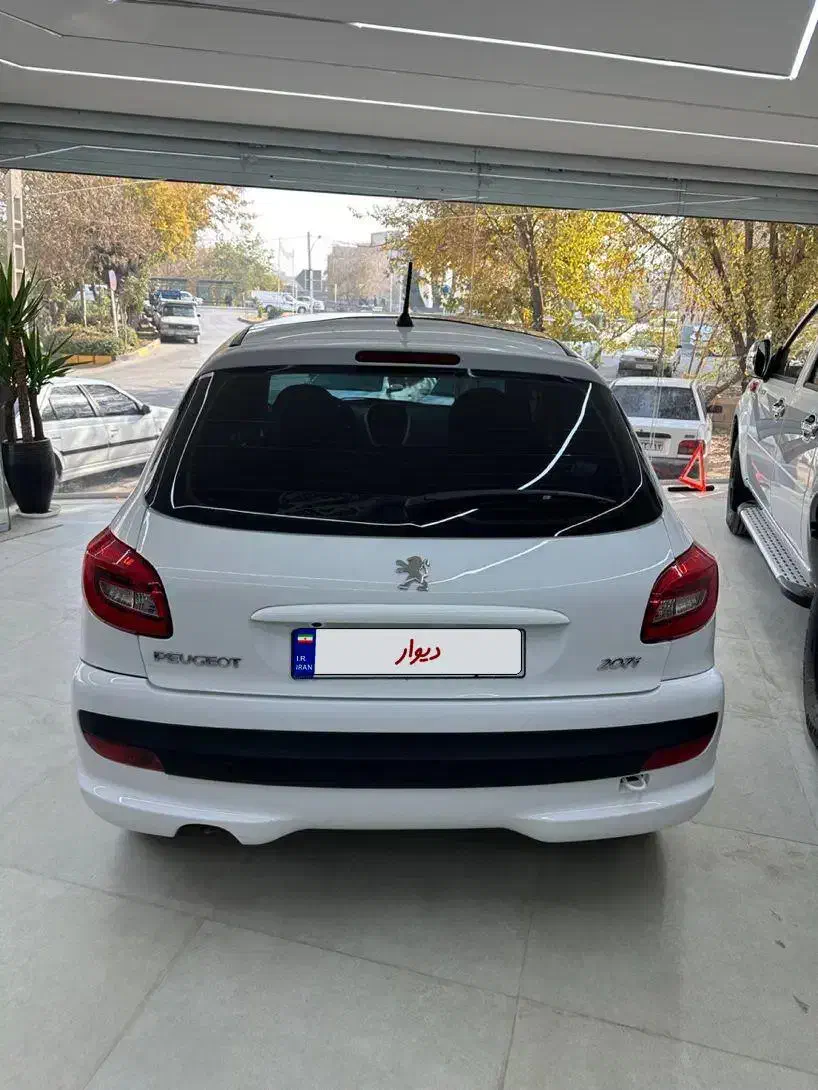 207 سقف پانا دنده مدل ۱۴۰۴|خودرو سواری و وانت|اصفهان, کردآباد|دیوار