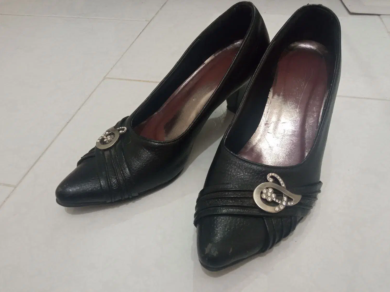 کفش مجلسی|کیف، کفش، کمربند|شاهرود, |دیوار