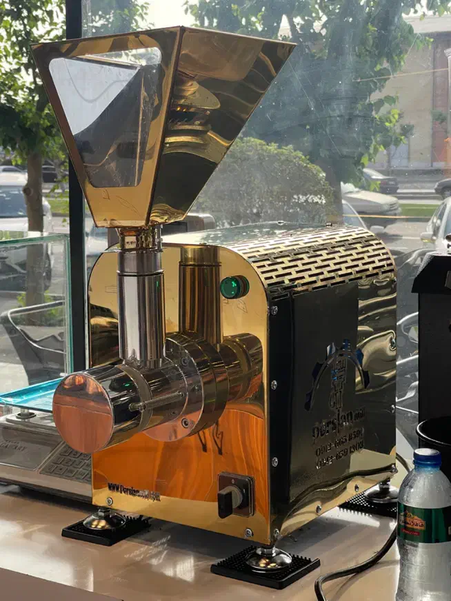 کره گیر مغزیجات ارده گیری روغنگیر آسیاب قهوه اسیاب|ماشینآلات صنعتی|قدس, هفت جوی|دیوار