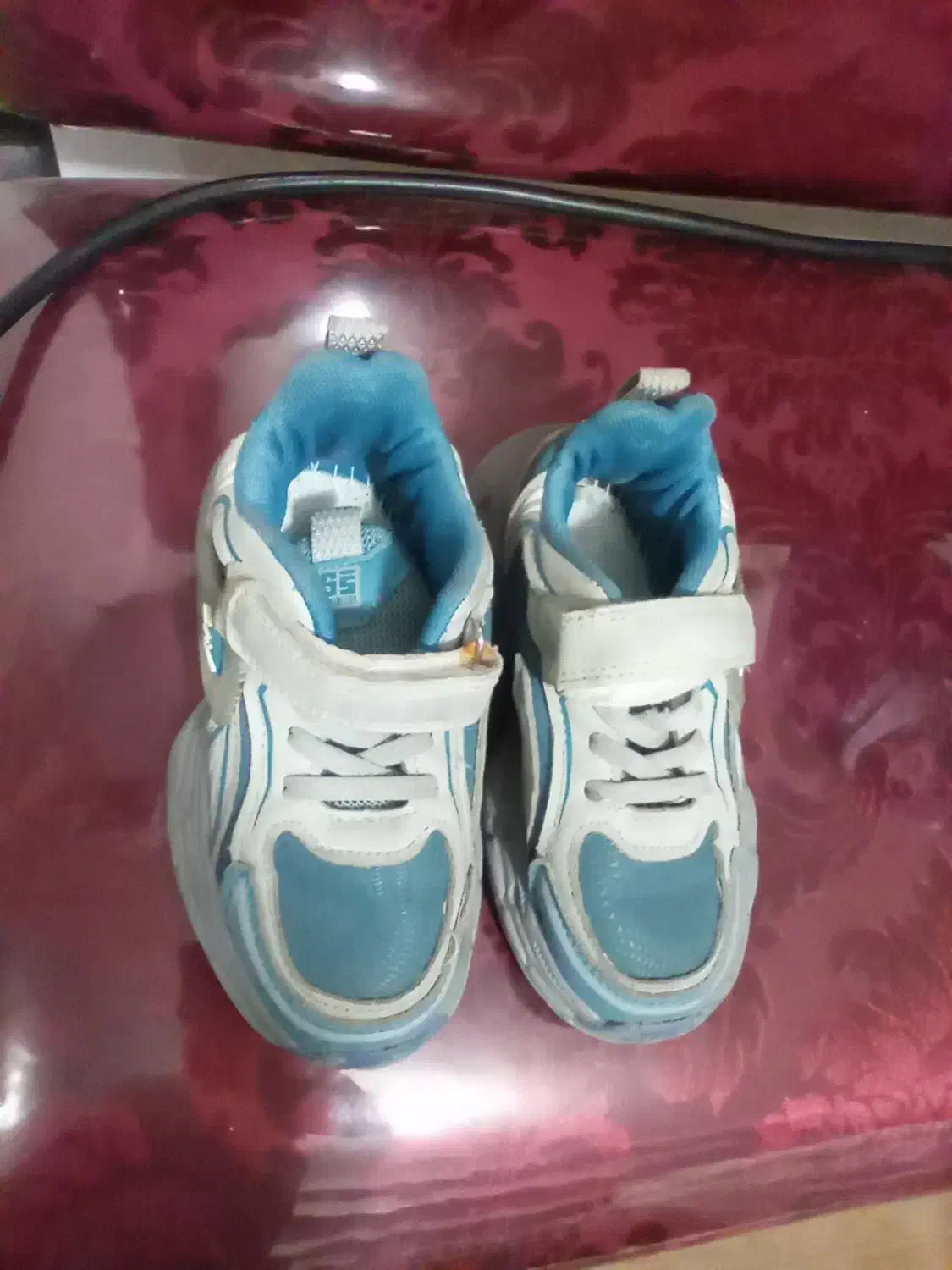 کفش بچگانه|کفش و لباس بچه|رشت, گلسار|دیوار