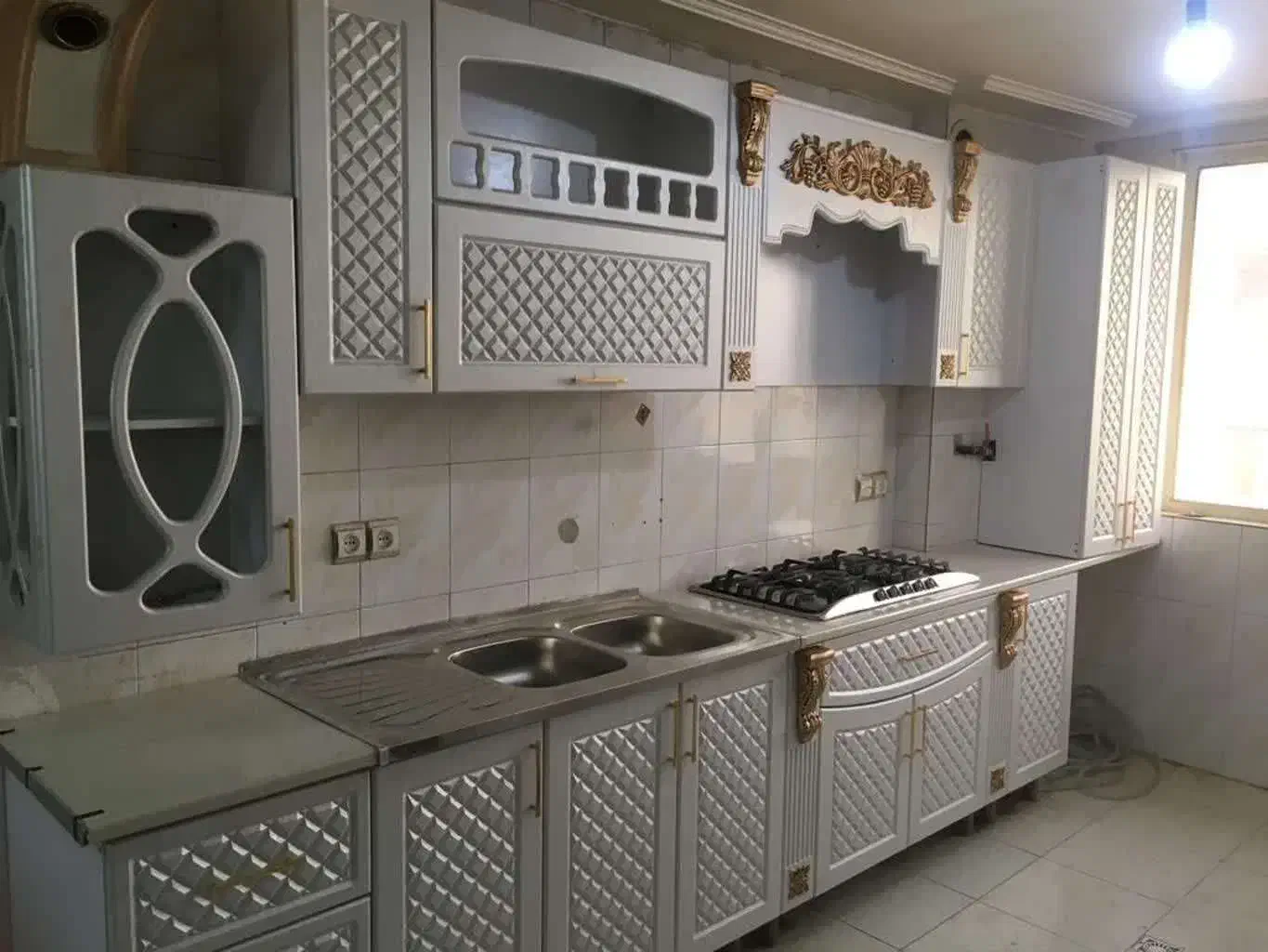 کابینت ممبران/سلطنتی/بوفه ایستاده/تمام چوب|مصالح و تجهیزات ساختمان|قم, چهل درخت|دیوار