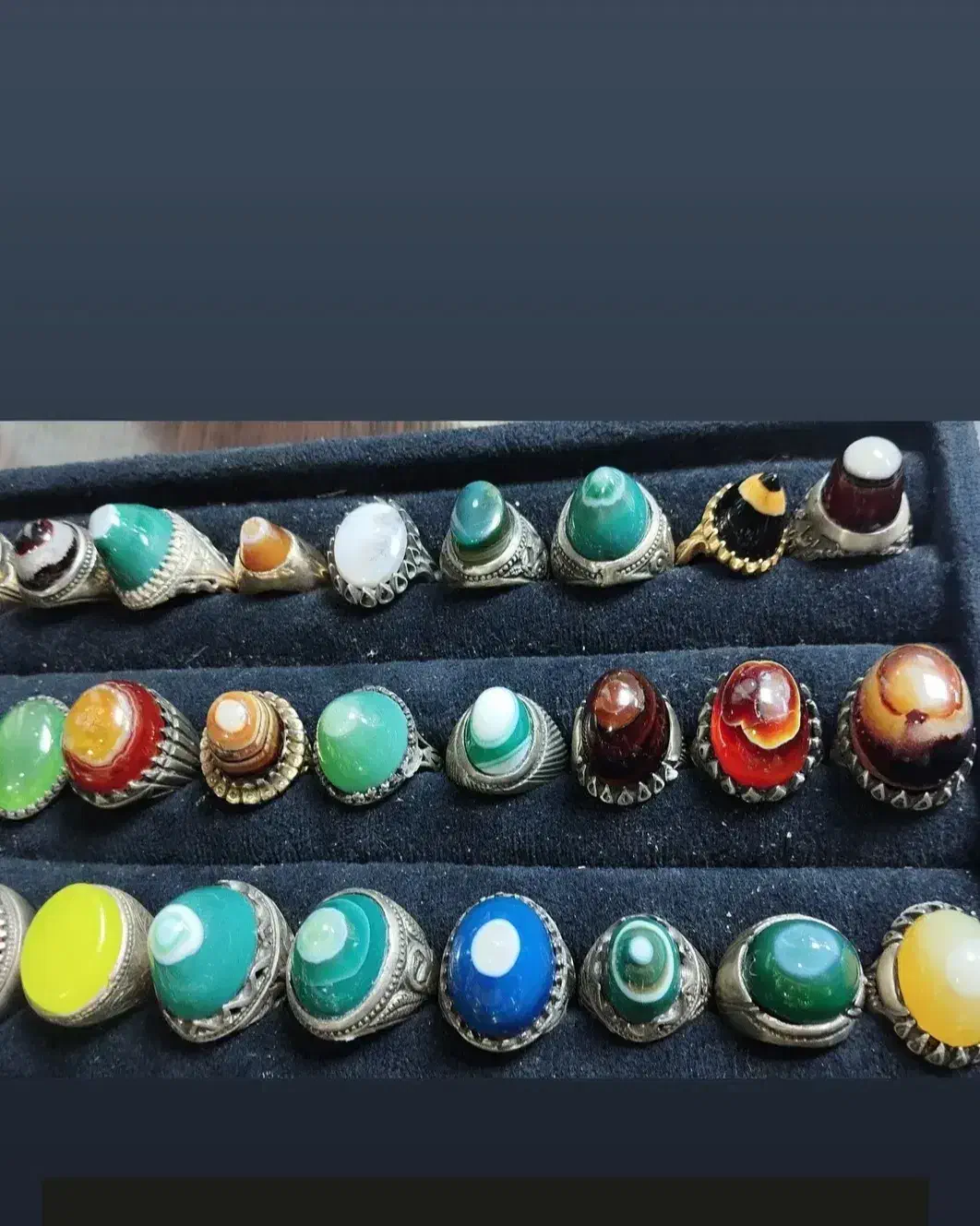 انگشتهای ارزان رنگ ثابت سنگ اصل معدنی|بدلیجات|رشت, پل تالشان|دیوار