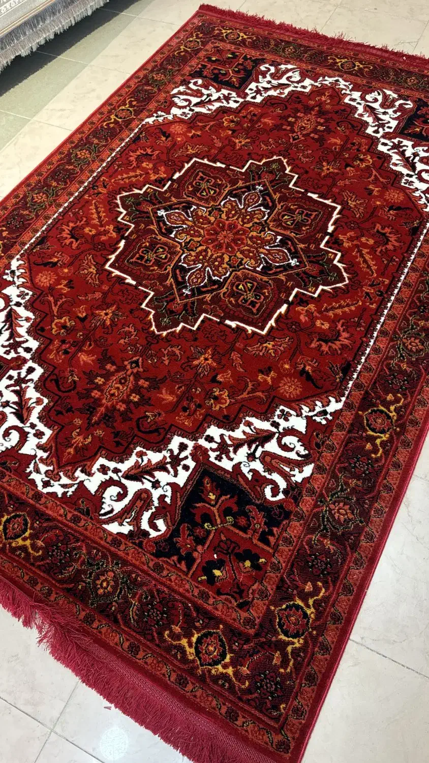 گبه لاکی|فرش|کاشان, بازار کاشان|دیوار