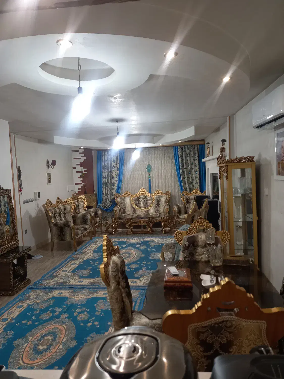 فروش فوری یک واحد آپارتمان قولنامه ای|فروش آپارتمان|چهارباغ, |دیوار