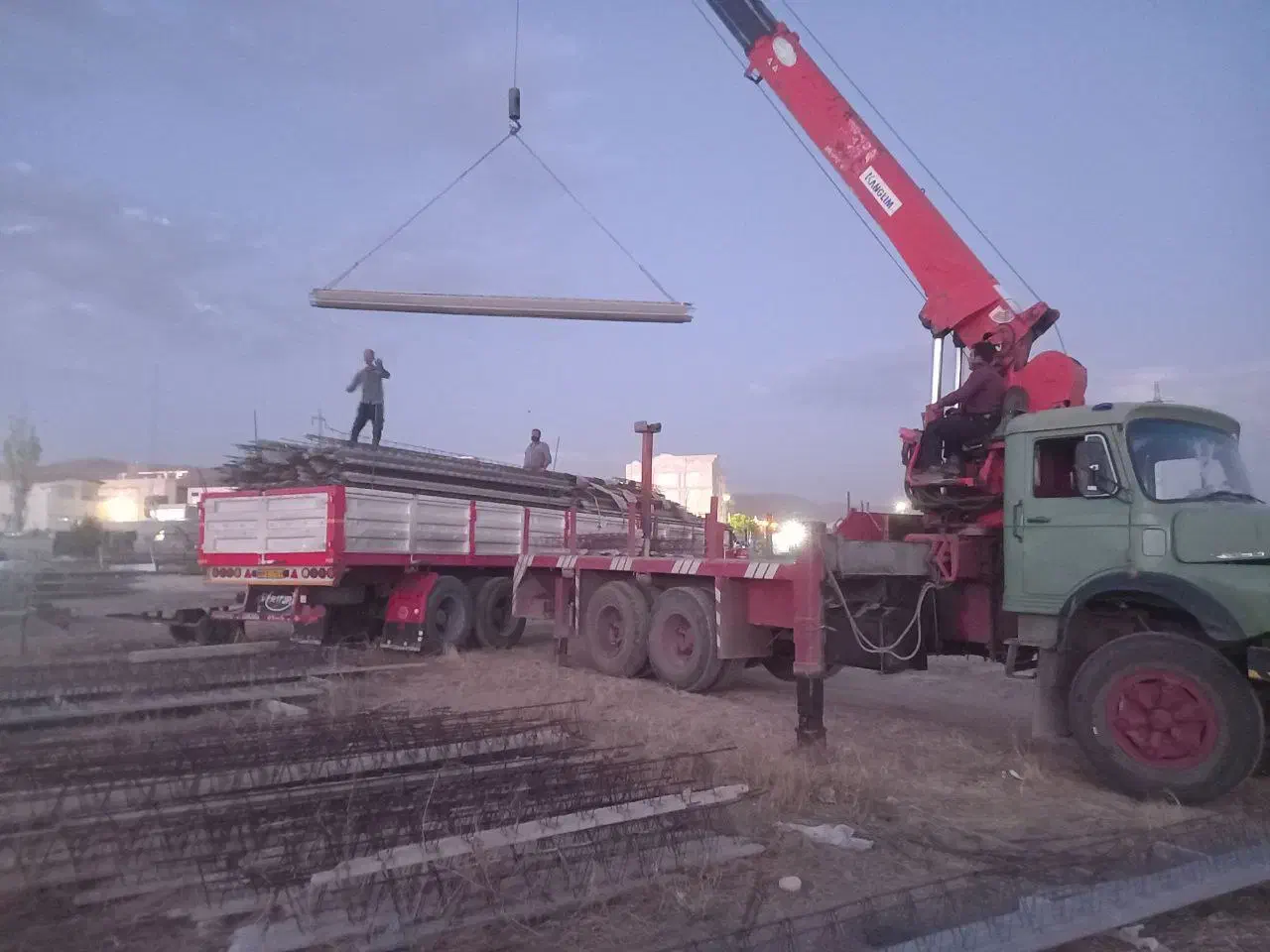 فروش عمده تیرچه صنعتی قطعات بتنی اقساطی|خدمات پیشه و مهارت|اردکان, |دیوار