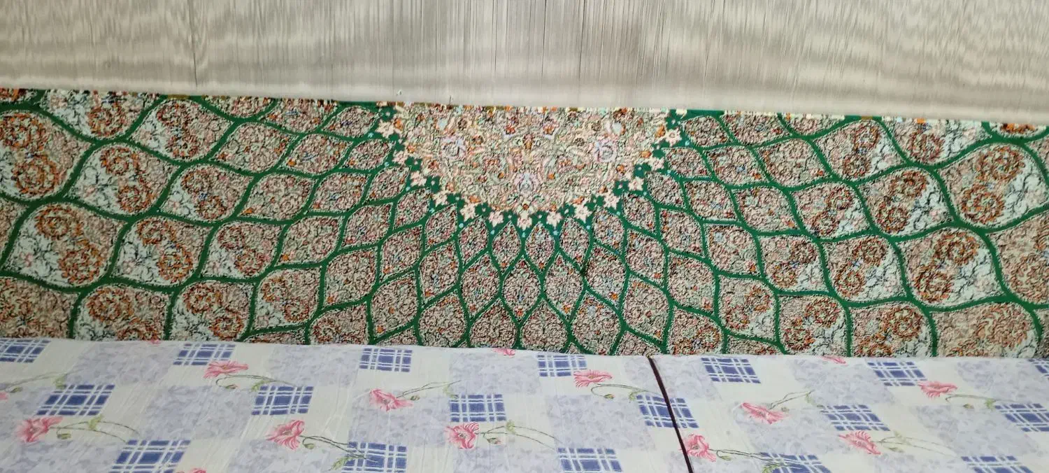 فرش دستباف ابریشم|فرش|زنجان, |دیوار