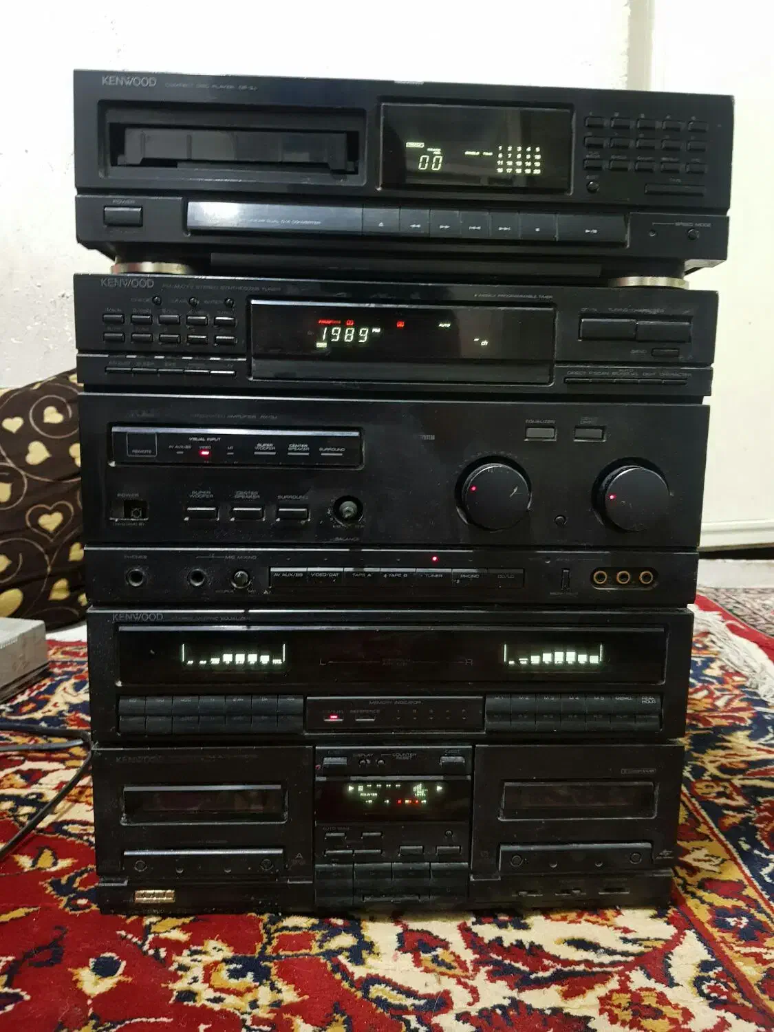 ضبط خانگی|سیستم صوتی خانگی|سیاخ دارنگون, |دیوار