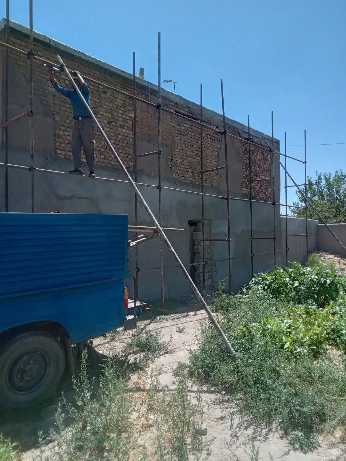 داربست فلزی امیر انجام امور کلیه داربست|خدمات پیشه و مهارت|کنگاور, |دیوار