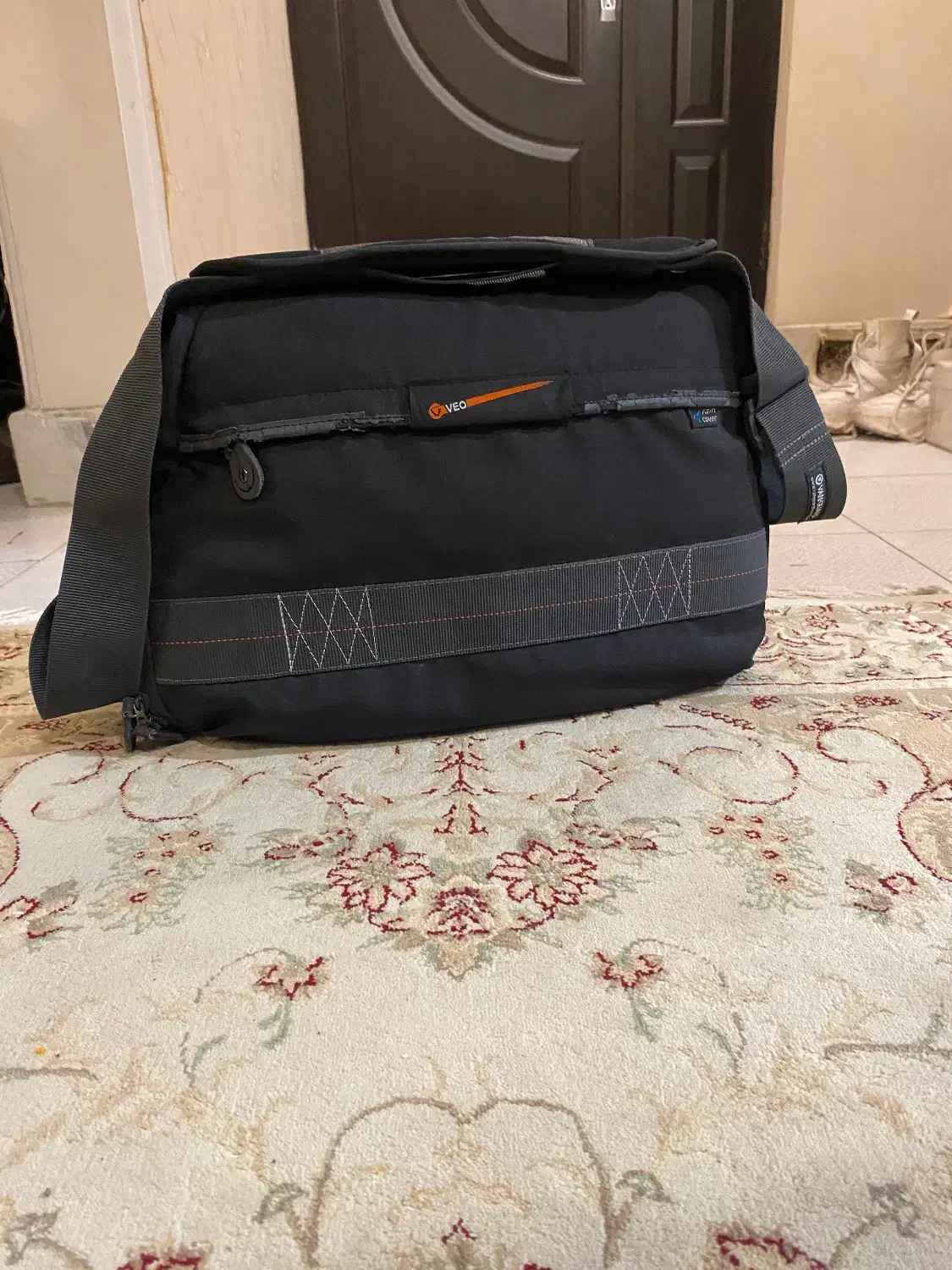 پایه دوربین حرفه ای و کیف دوربین|دوربین عکاسی و فیلمبرداری|رشت, دیلمان|دیوار