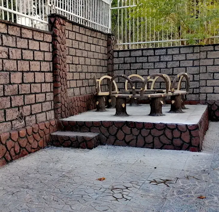 سیمانکاری محوطه‌سازی حرفه‌ای طرح سنگ چوب نما رومی|خدمات پیشه و مهارت|شیراز, مسلم|دیوار