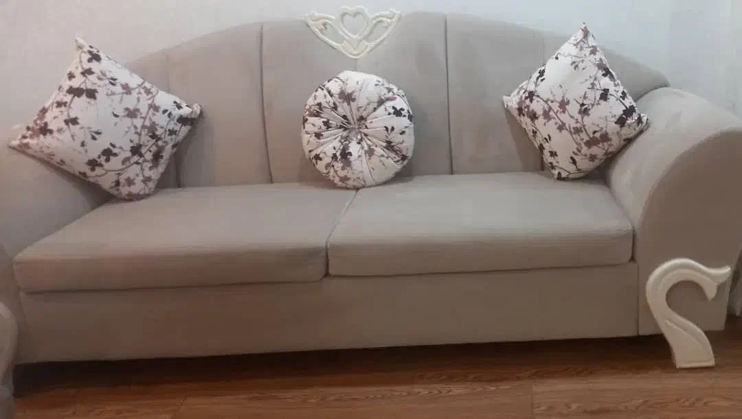 مبل هفت نفره تمیز سالم آینه کنسول دلاور کودک|مبلمان خانگی و میز عسلی|ساری, |دیوار