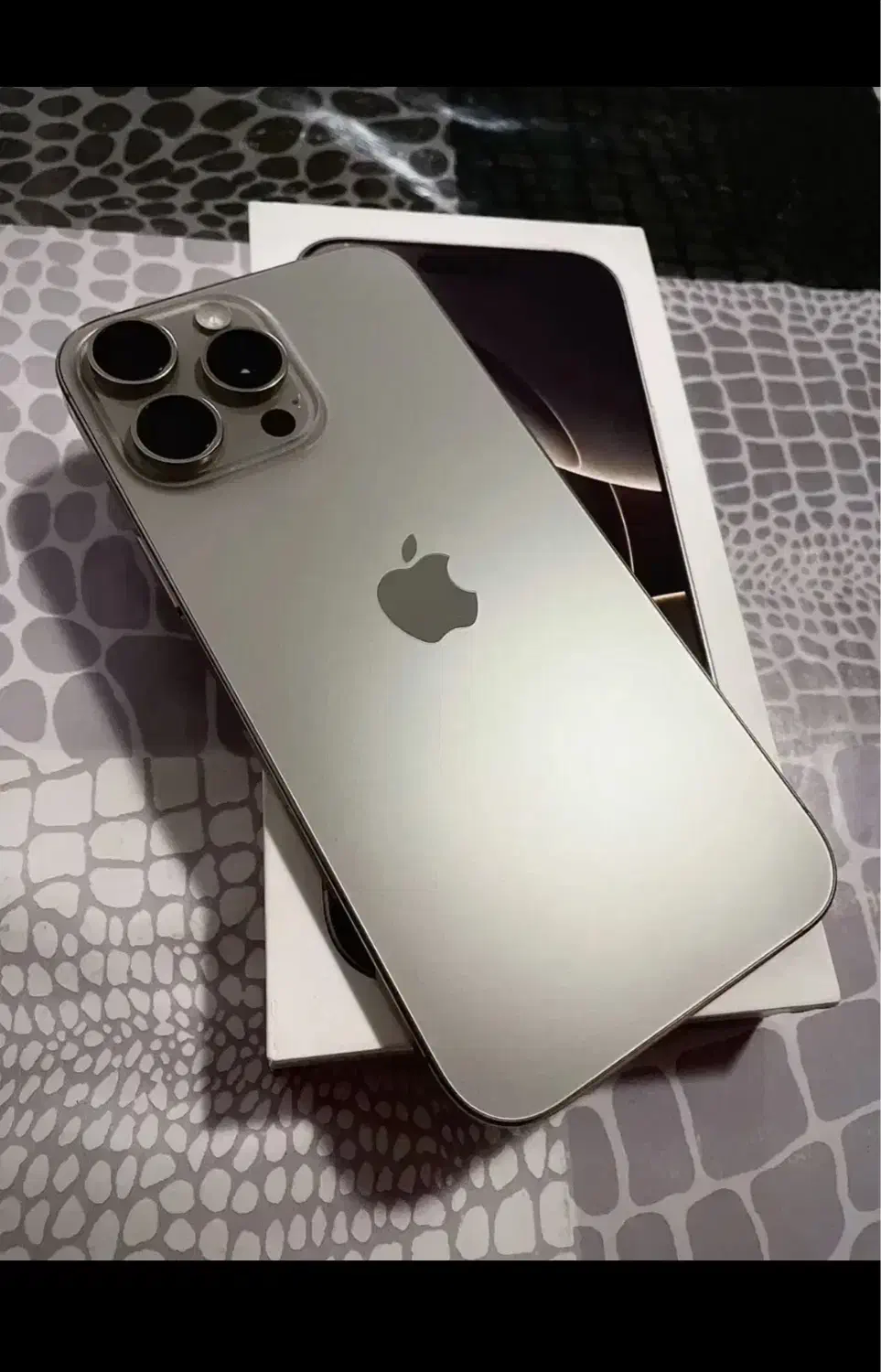 ۱۶ پرو مکس (16pro max)|موبایل|قم, ولیعصر|دیوار