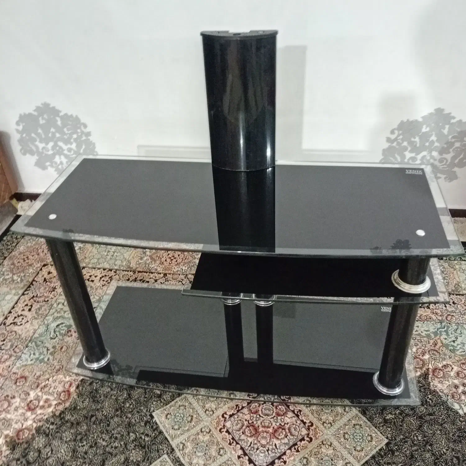 میز شیشه ایی و آبمیوه گیری|میز تلویزیون|امیدیه, |دیوار