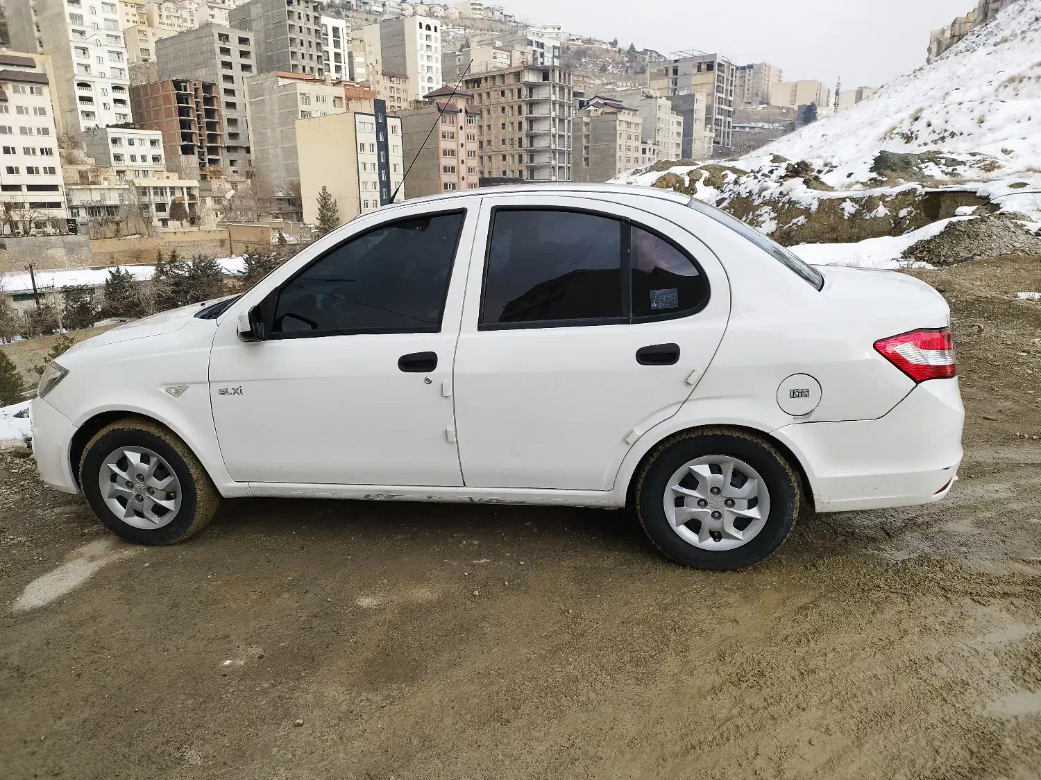 ساینا|خودرو سواری و وانت|بومهن, |دیوار