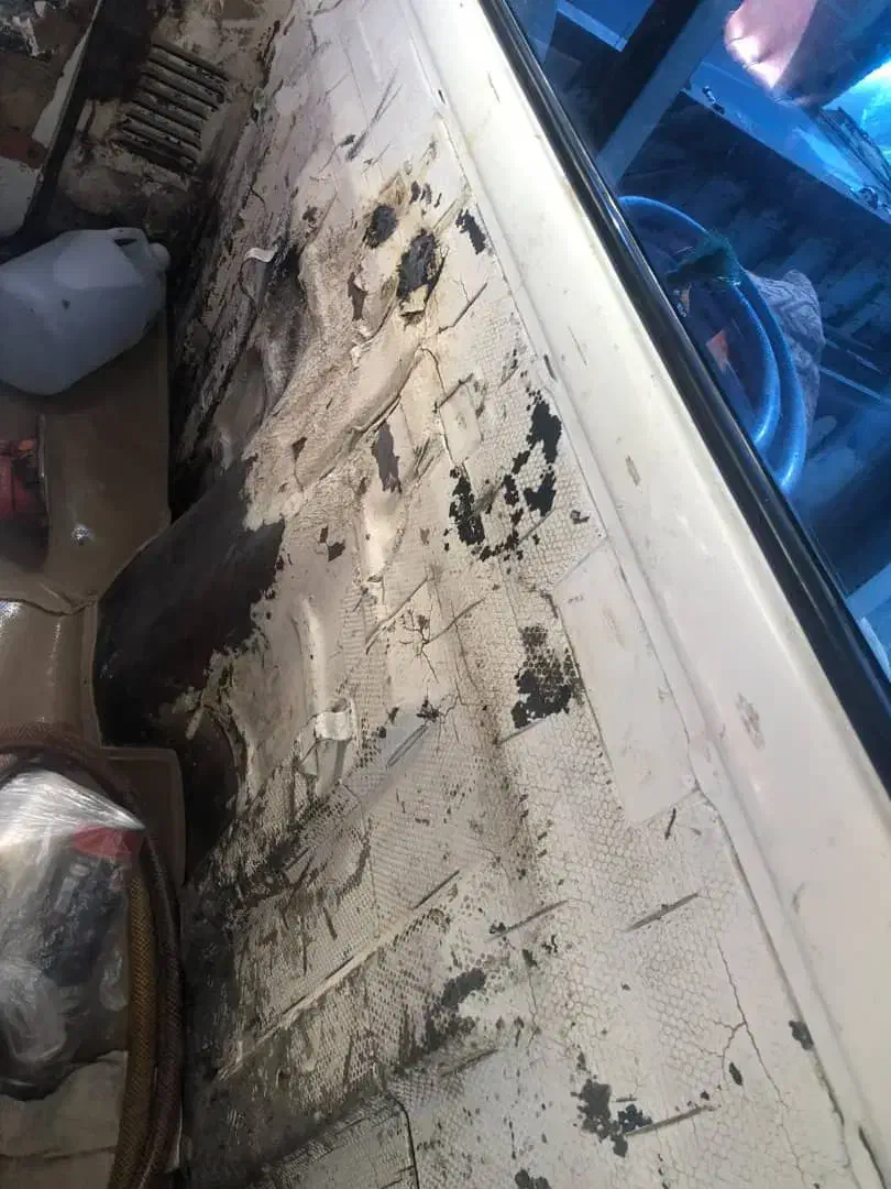 تویوتا دوهزار مدل ۸۴|خودرو سواری و وانت|بم پشت, |دیوار