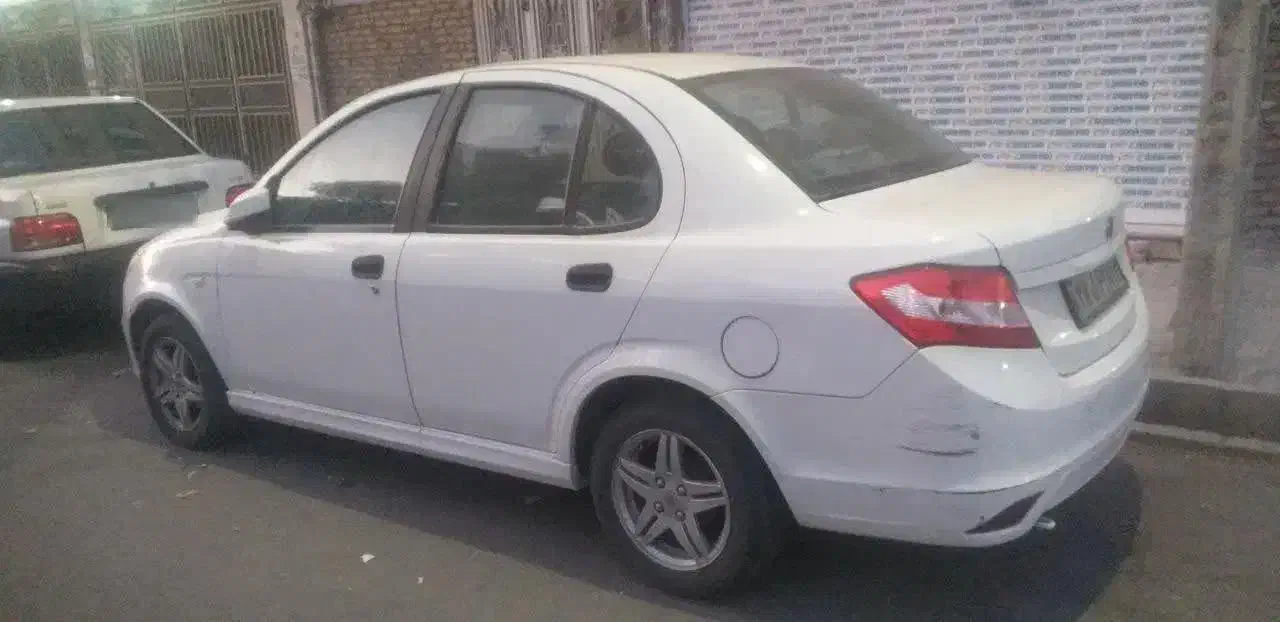 ساینا مدل ۹۵|خودرو سواری و وانت|مشهد, وحید|دیوار