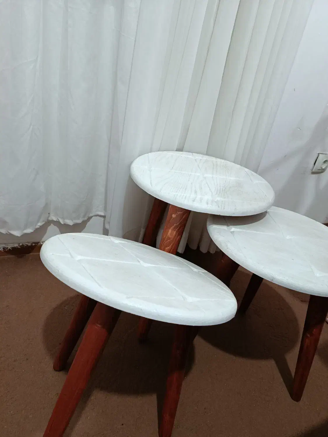 گل میز سه تایی در حد نو|مبلمان خانگی و میز عسلی|دوگنبدان, |دیوار