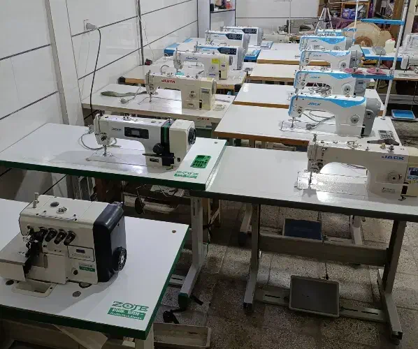 تعداد چرخ خیاطی ترکایی|چرخ خیاطی و ریسندگی|بروجرد, |دیوار