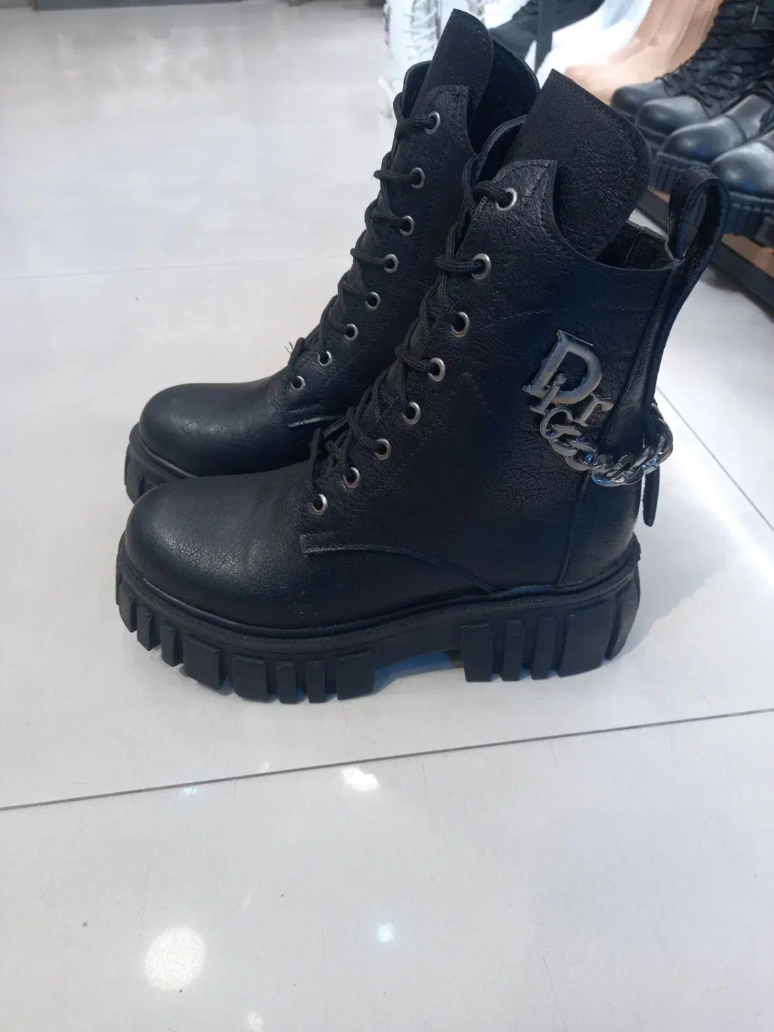 کفش نیم بوت زنانه|کیف، کفش، کمربند|قزوین, |دیوار