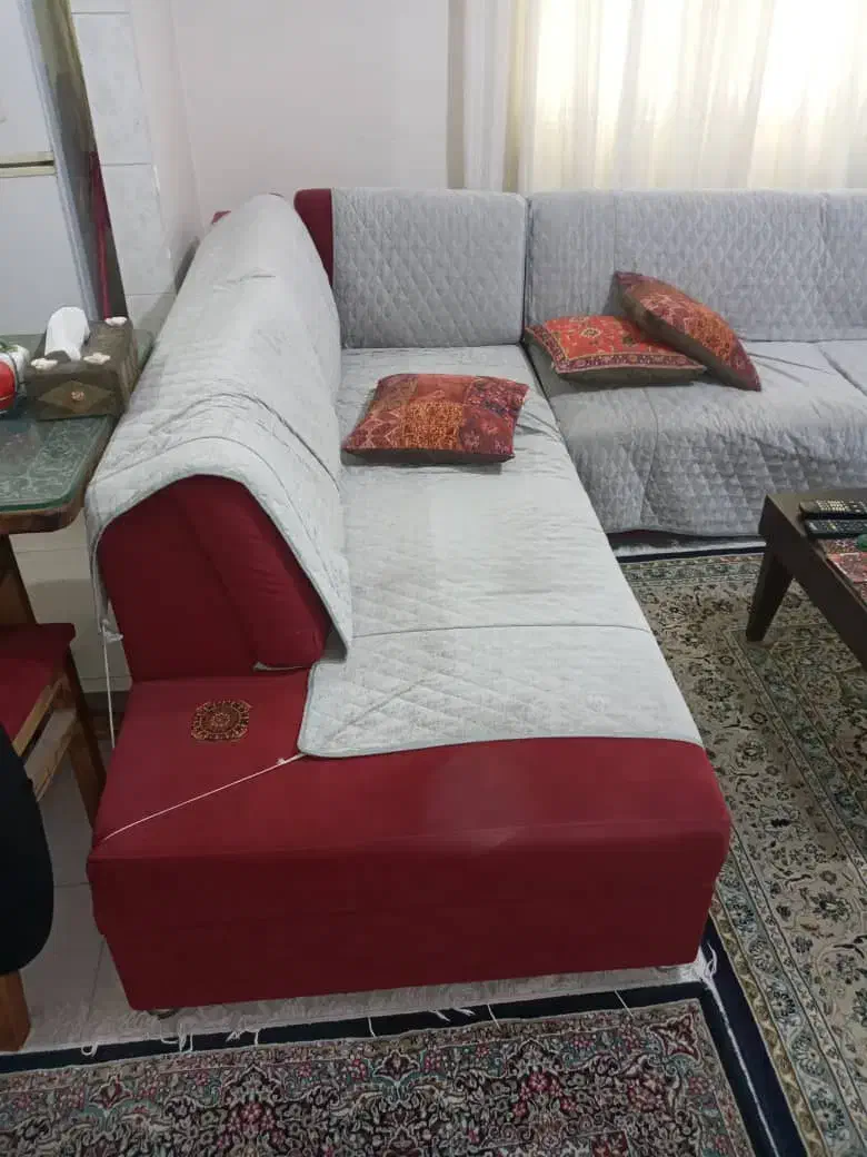 یک دست مبل راحتی|مبلمان خانگی و میز عسلی|تهران, شهر زیبا|دیوار