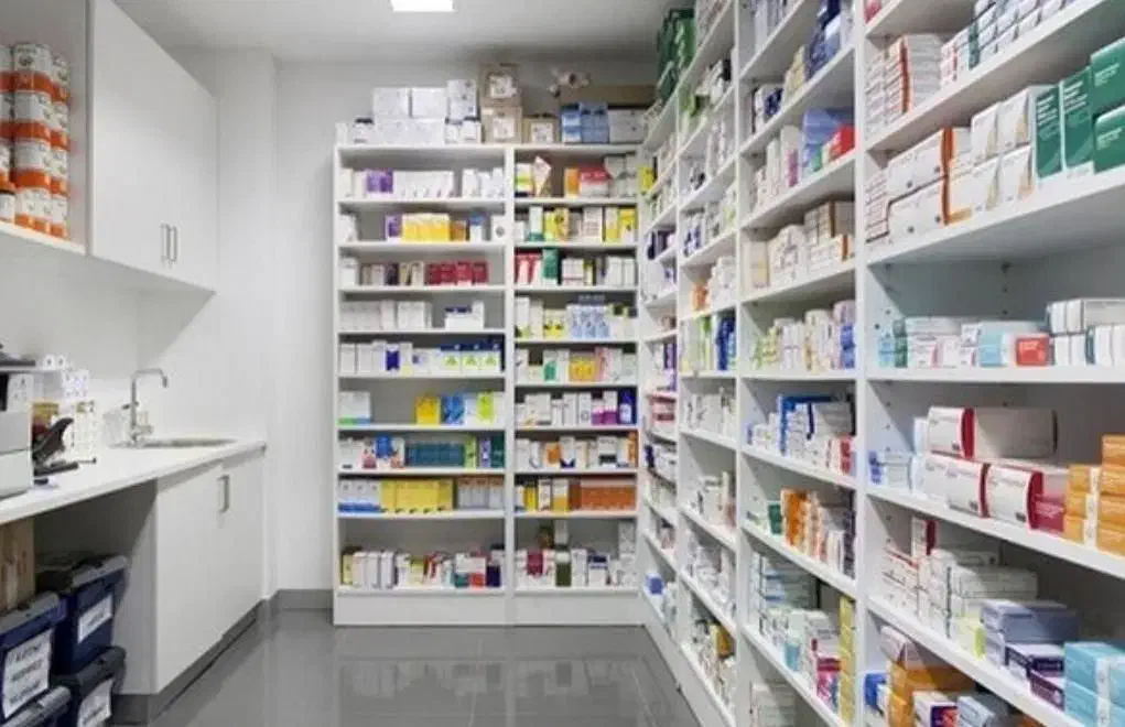 استخدام وآموزش تزریقات،تکنسین داروخانه ونسخه پیچی|خدمات آموزشی|مشهد, راهنمایی|دیوار