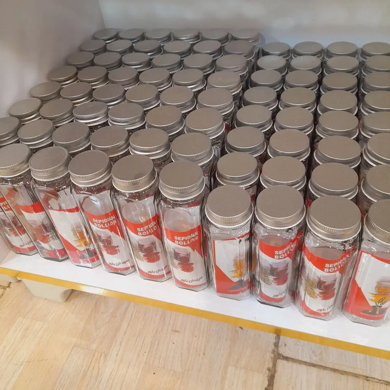 شیشه های مکارتی ادویه از سه تا شانزده سانت|ظروف نگهدارنده، پلاستیکی، یک‌بارمصرف|قم, شهرک فاطمیه|دیوار