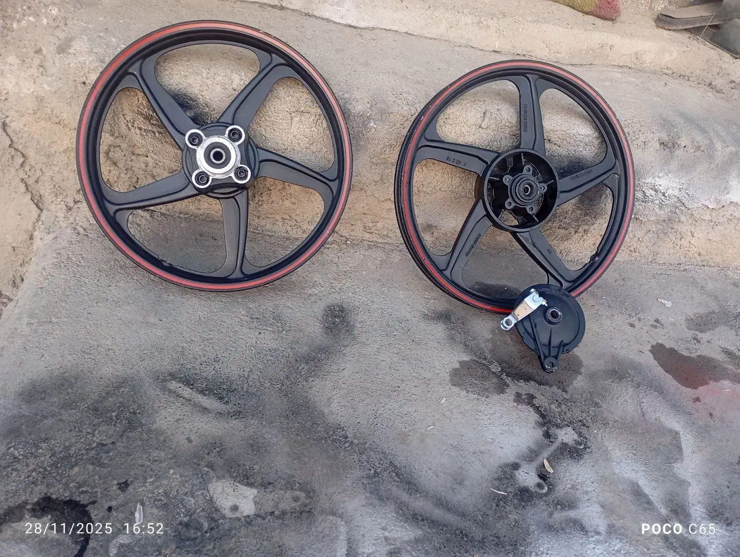 رینگ اسپرت ساوینی جلودیسک درحدصفرقیمت مناسب|موتورسیکلت|سقز, |دیوار