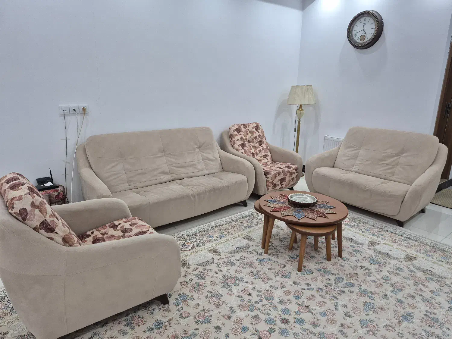 مبلمان|مبلمان خانگی و میز عسلی|کنگاور, |دیوار