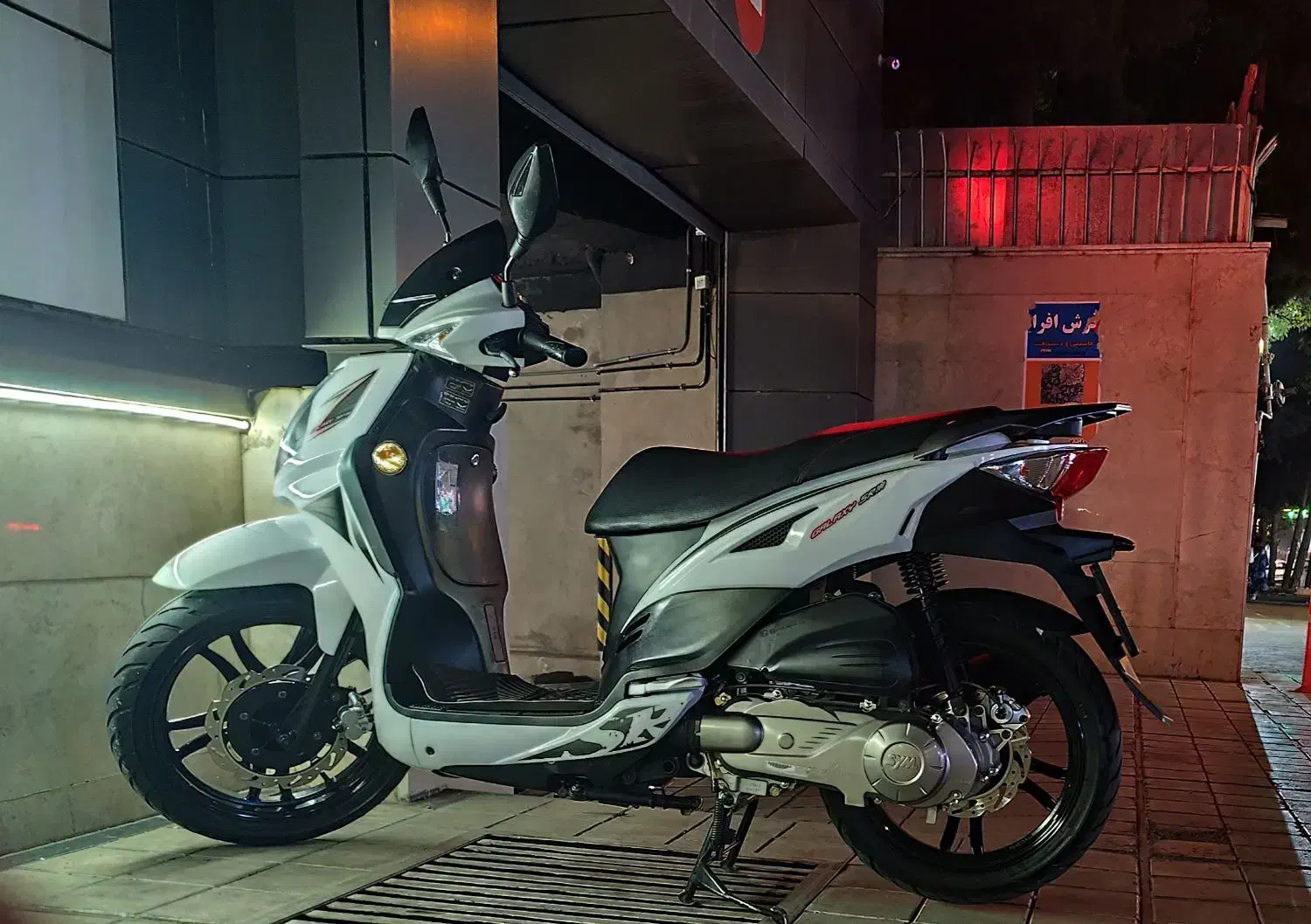 sym sr200|موتورسیکلت|سنندج, |دیوار
