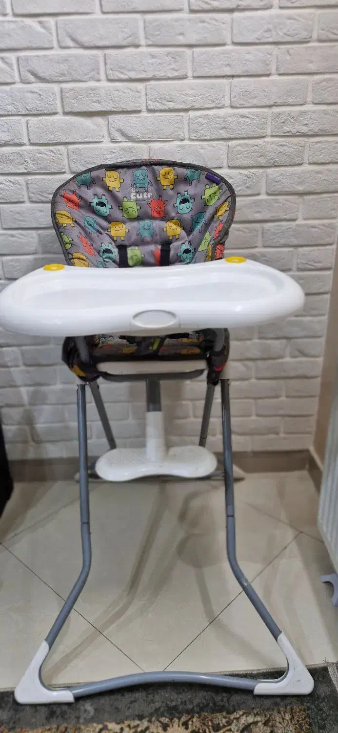 صندلی غذای کودک دلیجان|تخت و صندلی بچه|نیشابور, کوی فرهنگیان|دیوار