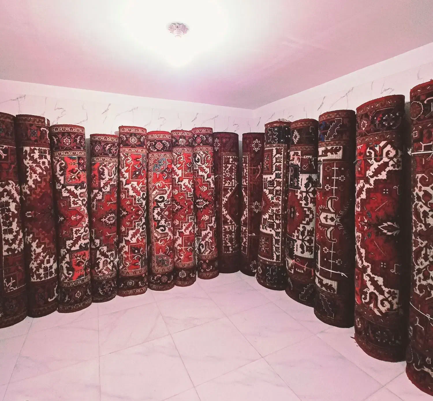 ۷ جفت فرش دستبافت|فرش|ورزقان, |دیوار