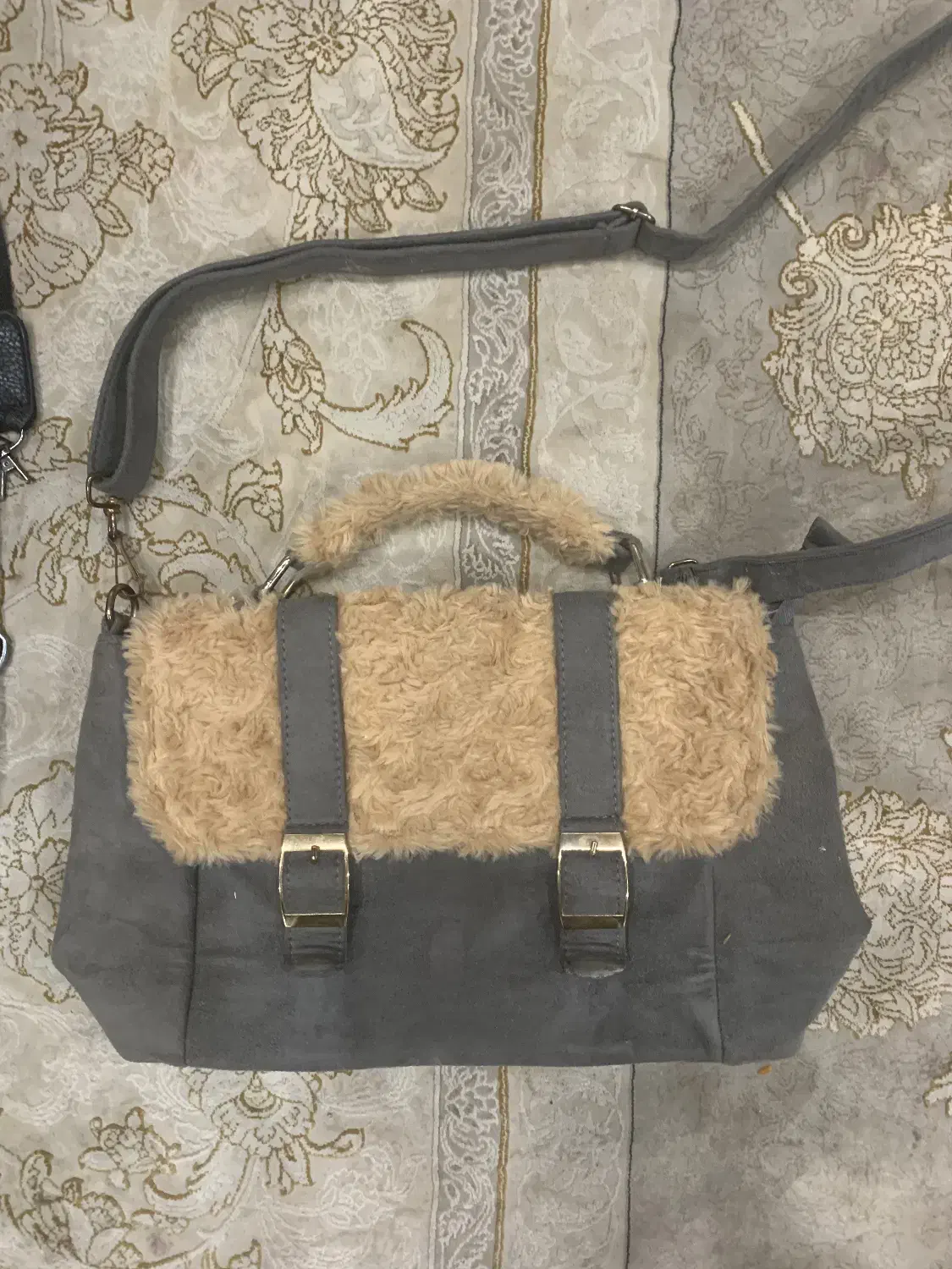 کیف درحدنو دانه۱۰۰هزار|کیف، کفش، کمربند|جوانرود, |دیوار